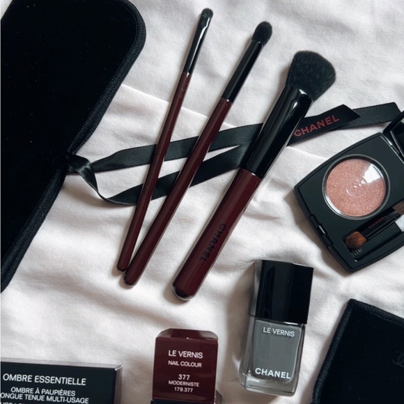 Chanel limited edition Rouge noir 5 pc bundle. - Picture 8 of 17